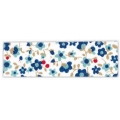 Biais petites fleurs bleus sur un fond blanc. 100% coton Fabriqué en CEE