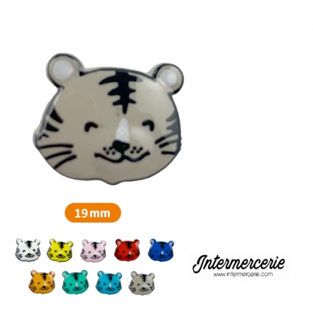 Bouton chat tigré souriant Gris